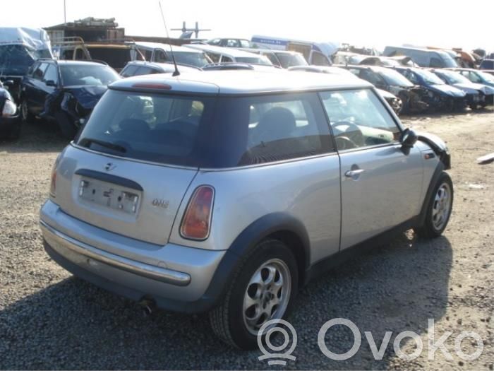 Mini One - Cooper R50 - 53 Takavalot 