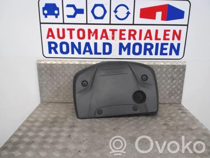 Volvo V40 Engine cover (trim) 