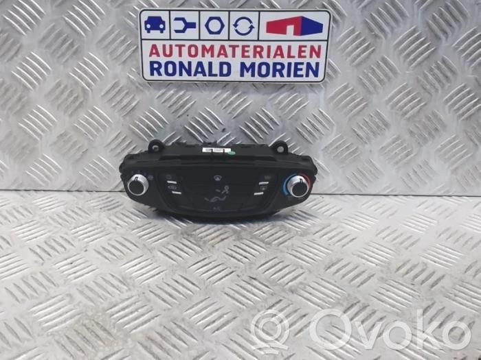 Ford B-MAX Climate control unit 