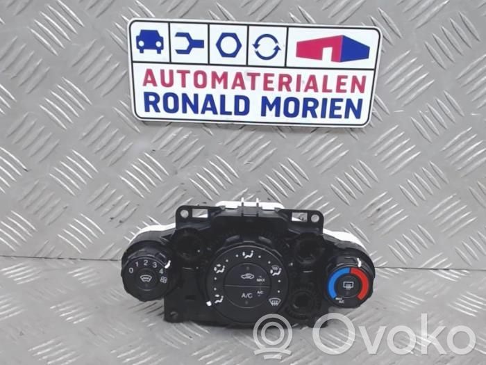 Ford Fiesta Panel klimatyzacji 
