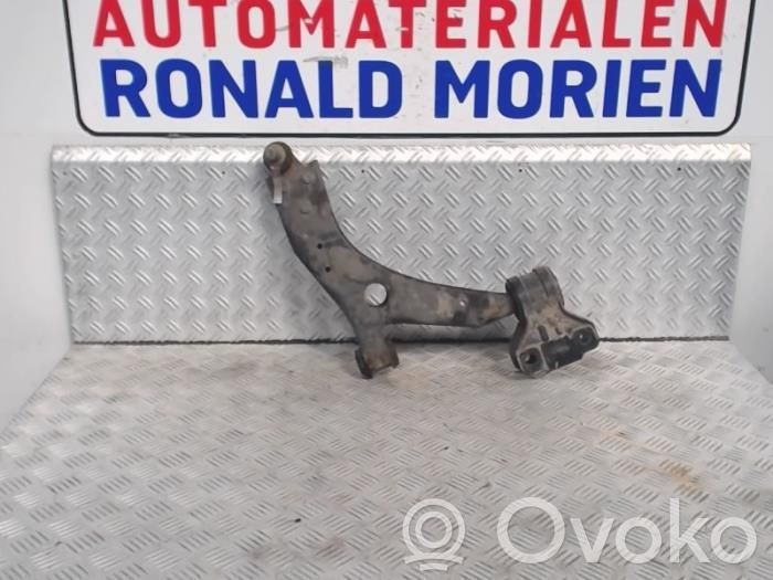 Ford Focus Рычаг 