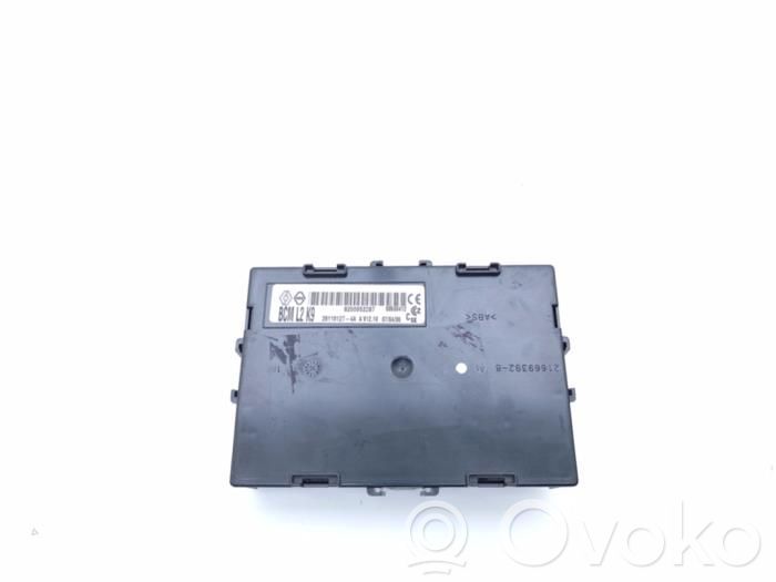 Renault Clio III Module de contrôle carrosserie centrale 