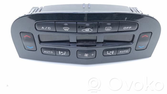 Peugeot 607 Climate control unit 