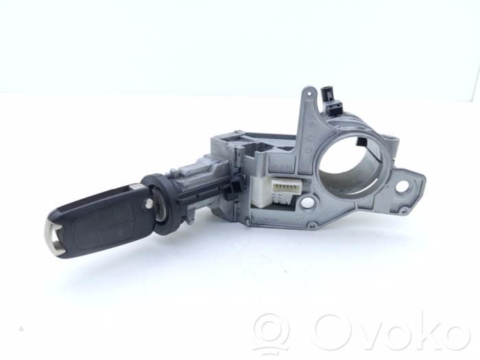 Opel Astra H Kit cu ECU motor și set închidere uși 