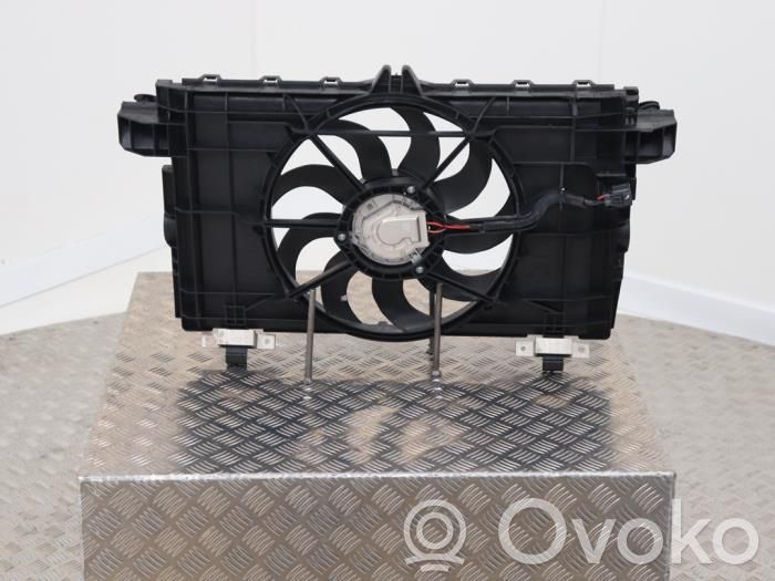 Tesla Model Y Ventilatoru komplekts 