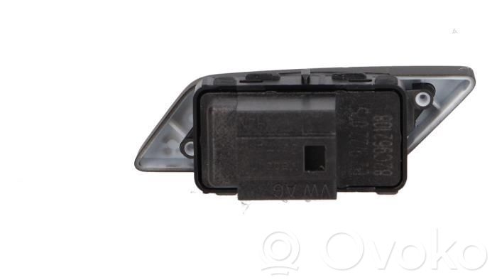 Audi A1 Central locking switch button 
