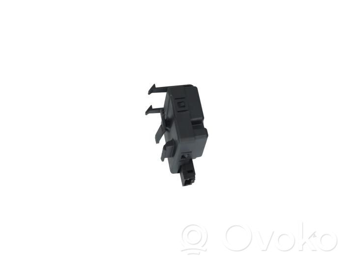 Opel Astra K Radio antenna 