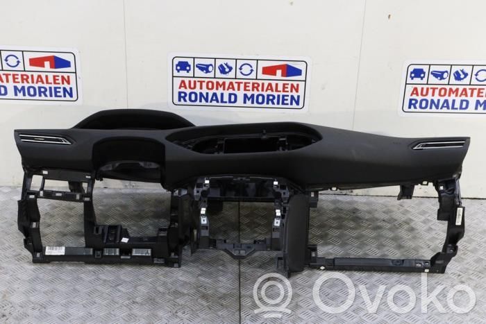 Peugeot 308 Panel de instrumentos 