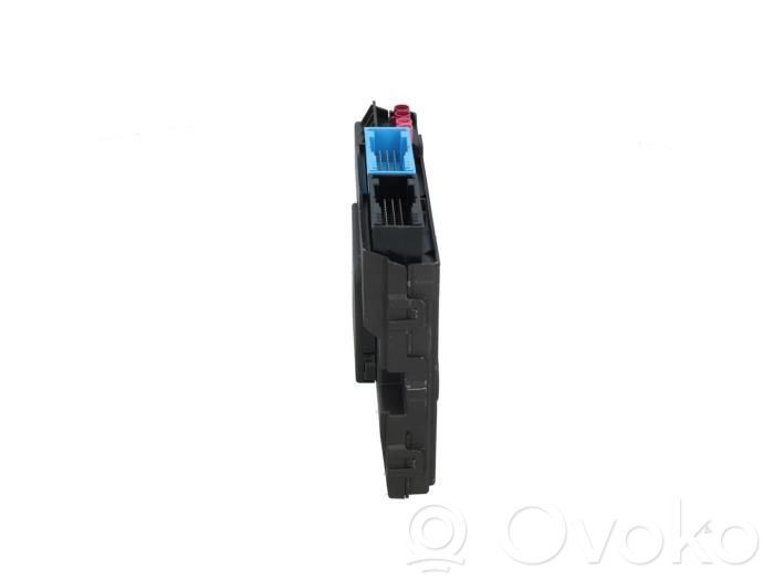 Audi Q7 4M Gateway control module 