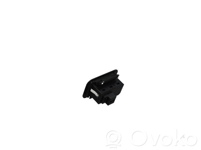 Audi A8 S8 D4 4H Tailgate/trunk/boot open switch 