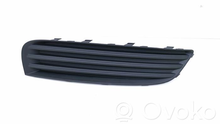 Opel Insignia A Etupuskurin kulmaosan verhoilu 