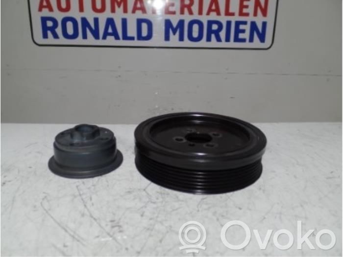 Volkswagen Golf VII Koło pasowe wału korbowego 