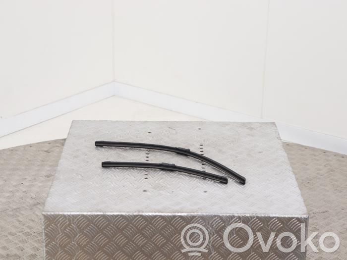 Volkswagen Golf VII Braccio della spazzola tergicristallo anteriore 