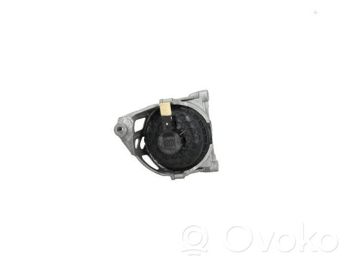 Audi A6 S6 C8 4K Engine mount bracket 