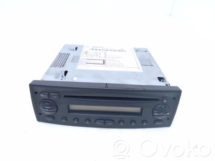Iveco Daily 5th gen Panel / Radioodtwarzacz CD/DVD/GPS 