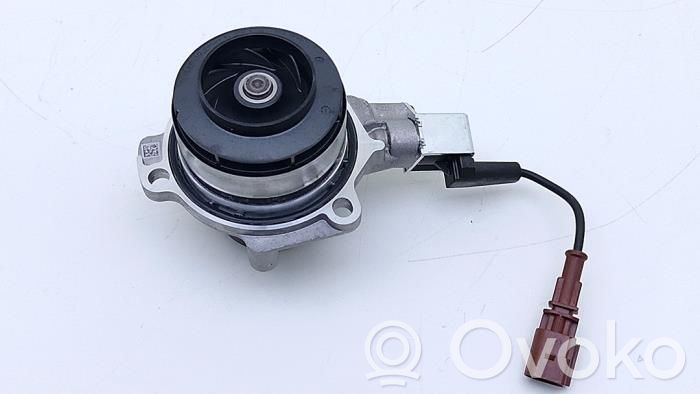 Volkswagen Caddy Bomba de agua 