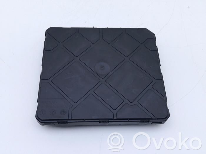 Volkswagen Polo VI Modul de control caroserie central 
