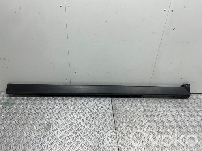 Land Rover Range Rover Velar Sottoporta 