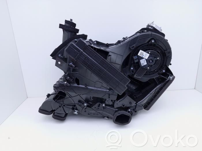 Tesla Model 3 Salono oro mazgo plastikinis korpusas 