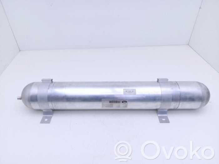 Land Rover Range Rover Velar Serbatoio del vuoto