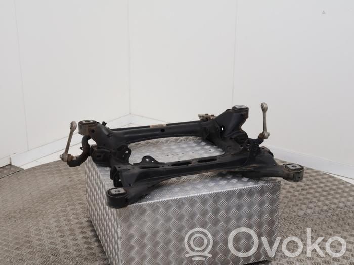 Porsche Cayenne (92A) Etuapurunko 