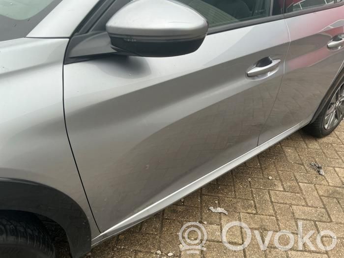 Peugeot 208 II Portiera anteriore