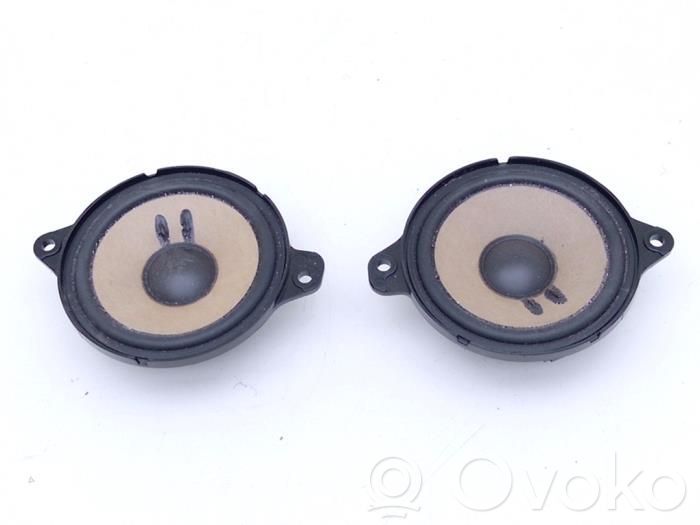 Altavoz de la puerta delantera   8W0035303,90010004704