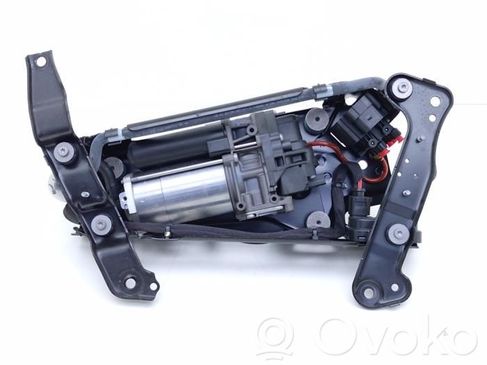 Audi RS6 C8 Compresor/pompă suspensie pneumatică 