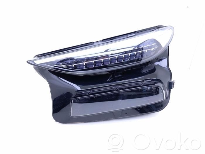 Audi Q6 e-tron Phare frontale