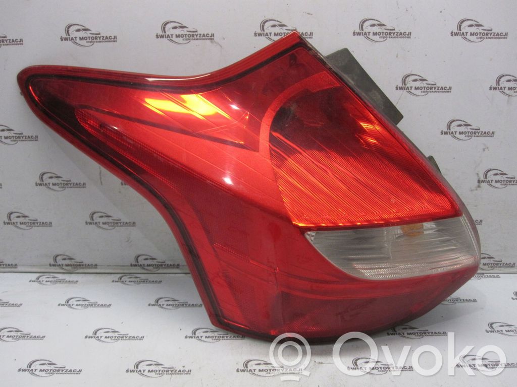 Rear/tail lights