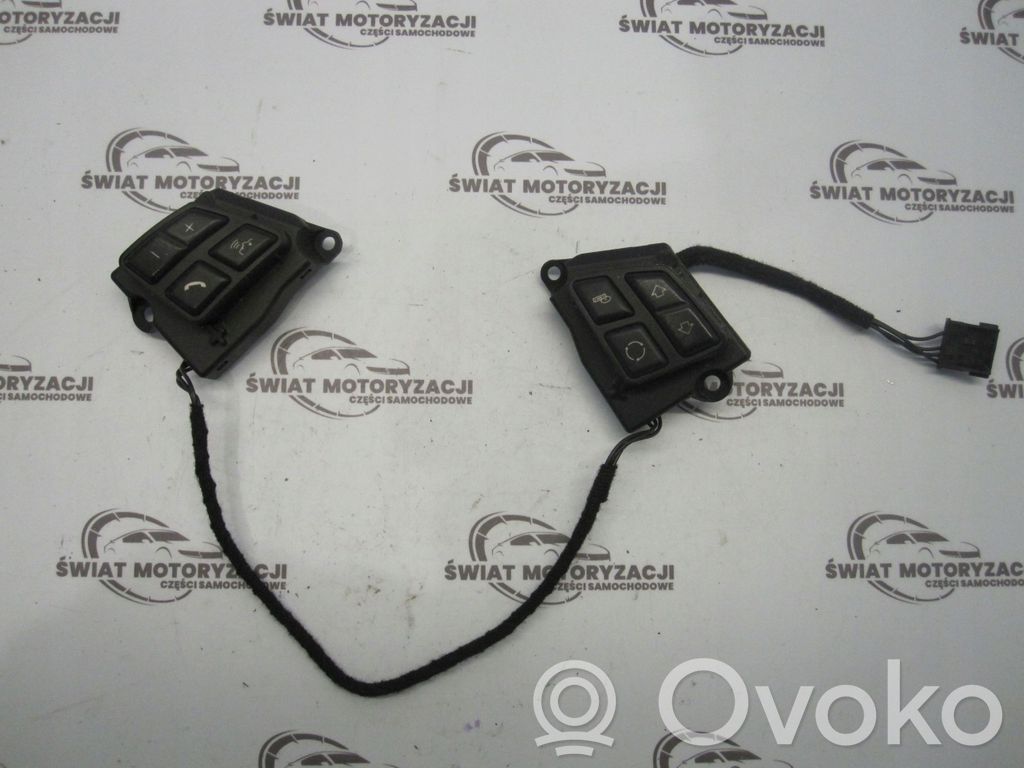 BMW 1 E81 E87 Steering wheel buttons/switches 