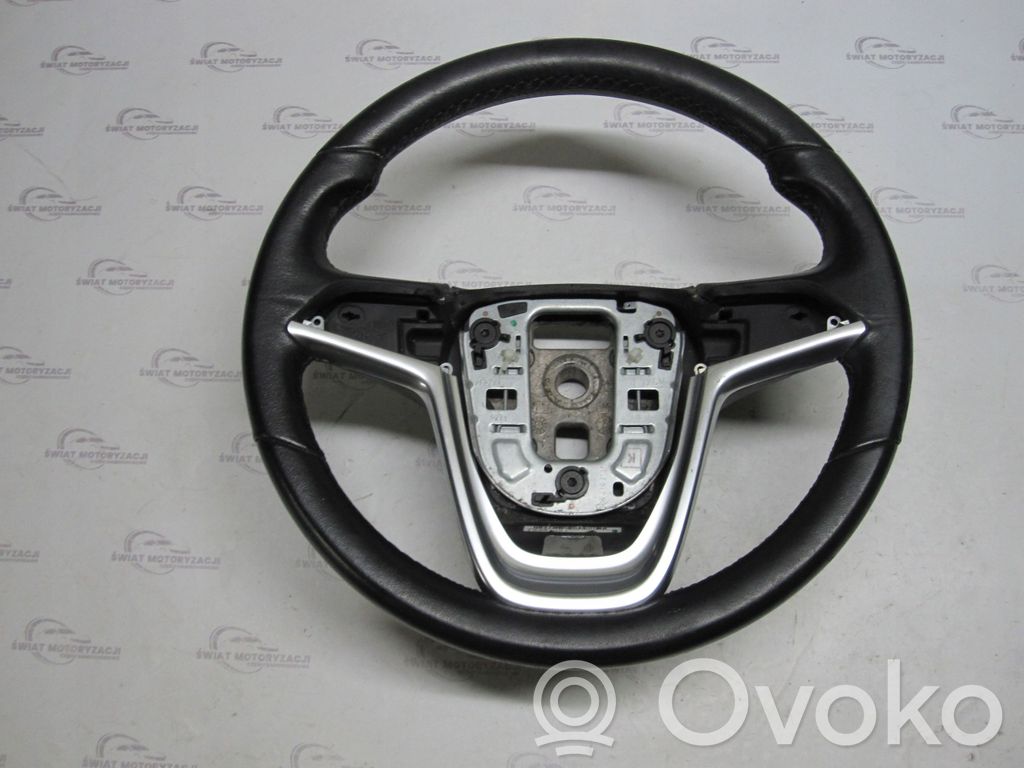 Opel Meriva B Ohjauspyörä 