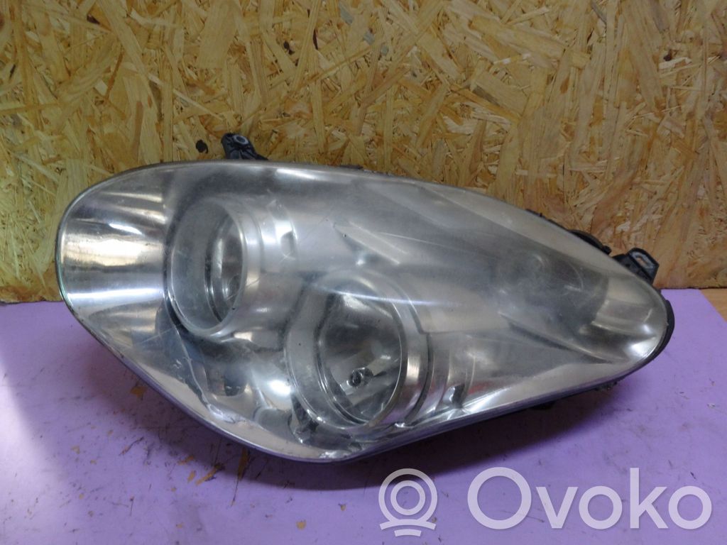 Opel Combo D Headlight/headlamp 