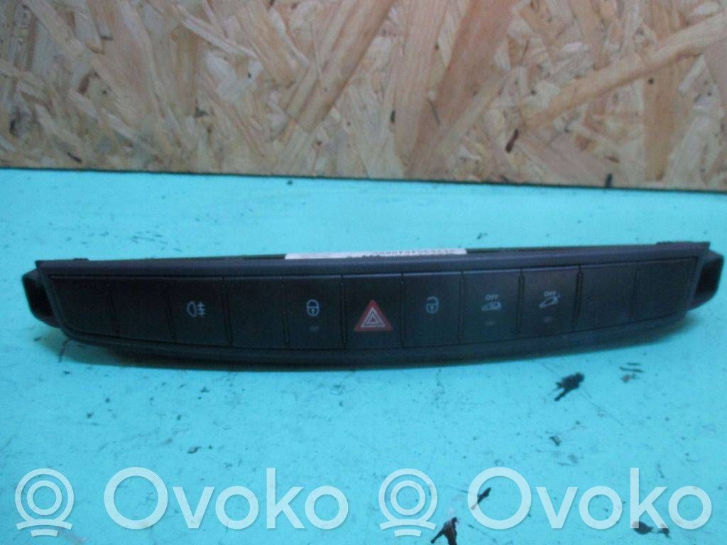Smart ForTwo I Hazard light switch 