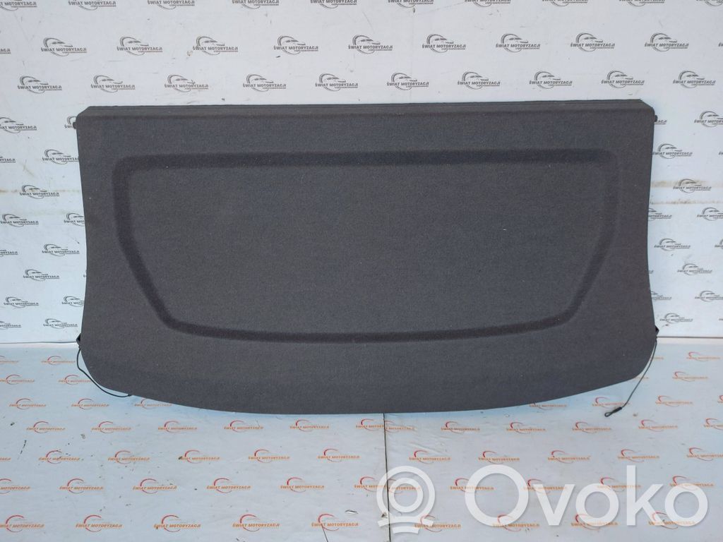 Audi Q3 F3 Hattuhylly 