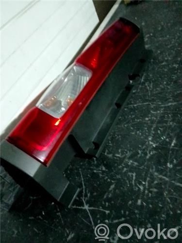 Lámpara de faros/luces traseros   93857722,265A60128R