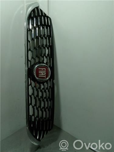 Fiat Tipo Front bumper lower grill 