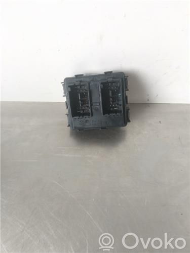 Hyundai Tucson LM Módulo de fusible 