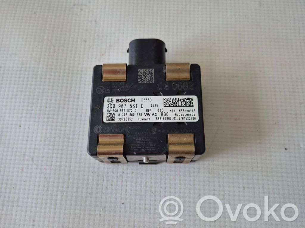 Volkswagen PASSAT B8 Distronic sensor radar 