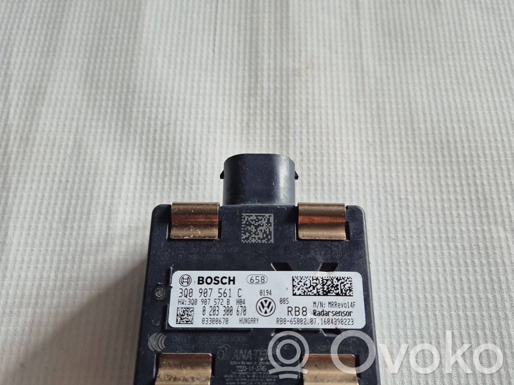 Volkswagen PASSAT B8 Sensor de radar Distronic 