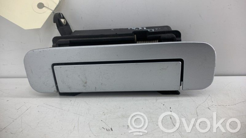 Audi A4 S4 B5 8D Manecilla externa puerta trasera 