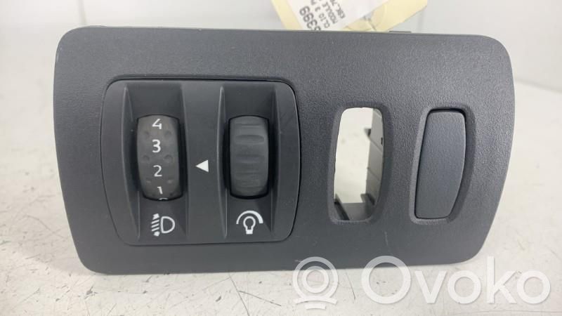 Renault Clio III Bouton commande réglage hauteur de phares 
