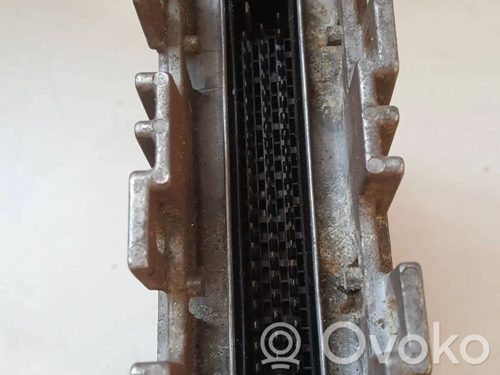 Engine control unit/module   028906021AF,28SA2661,0281001308