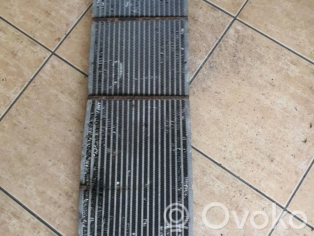 Volkswagen Transporter - Caravelle T5 Dzesēšanas šķidruma radiators 
