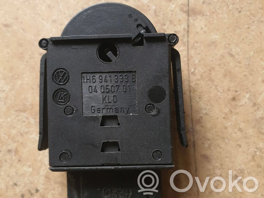 Volkswagen Golf III Przycisk / Pokrętło regulacji świateł 