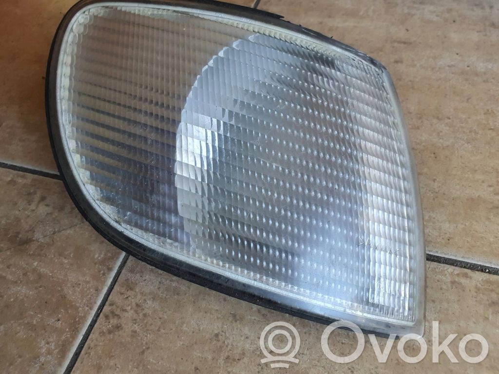 Front indicator light   01455