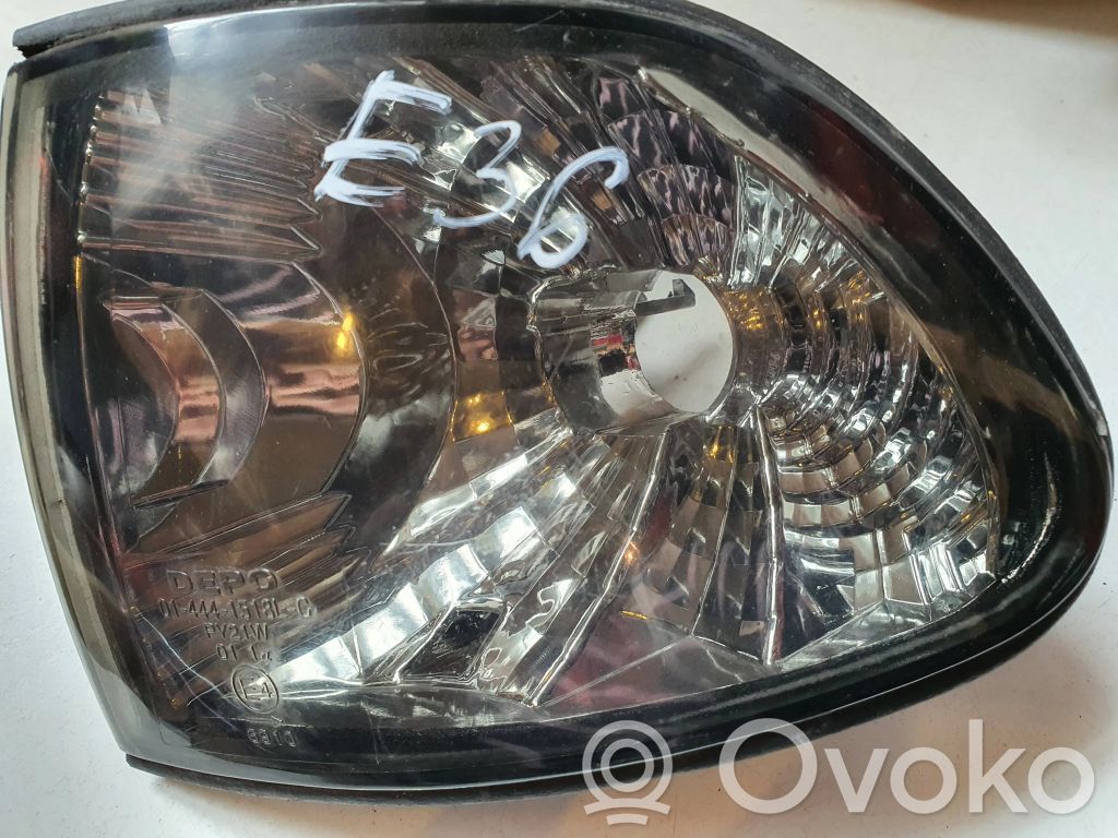 BMW 7 E38 Priekšējais pagrieziena lukturis 