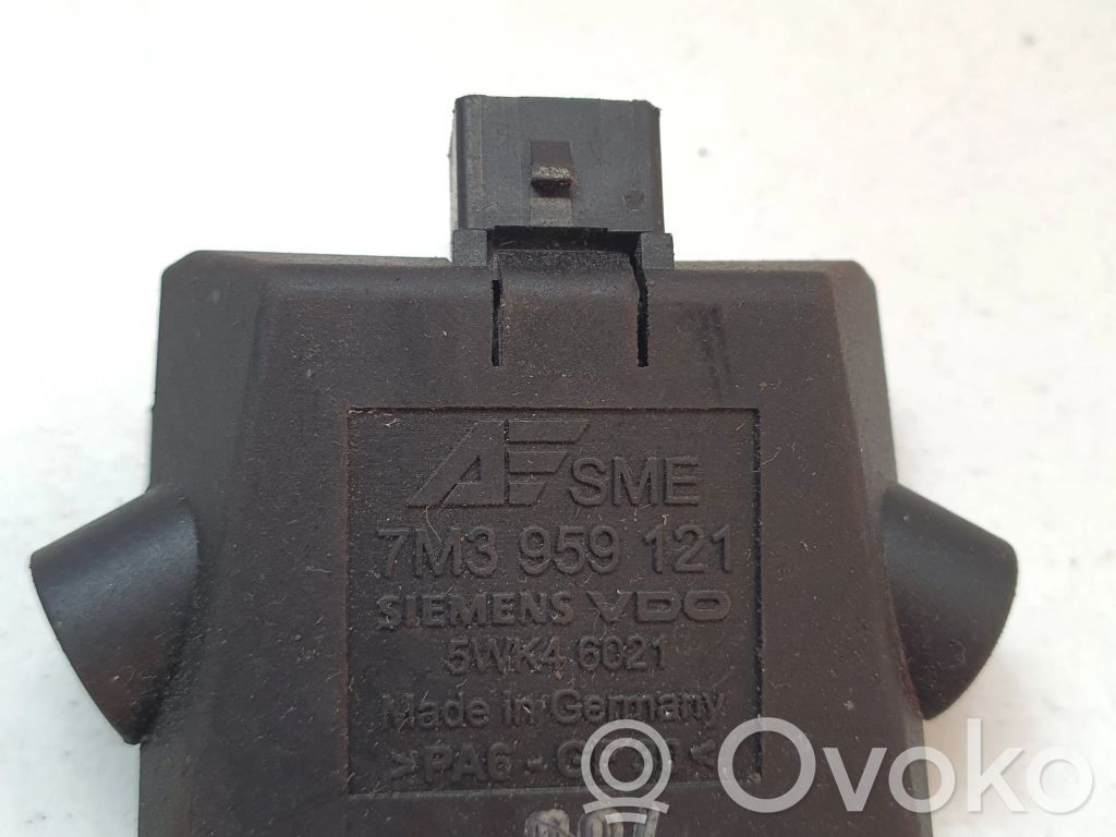 Sensor   7M3959121