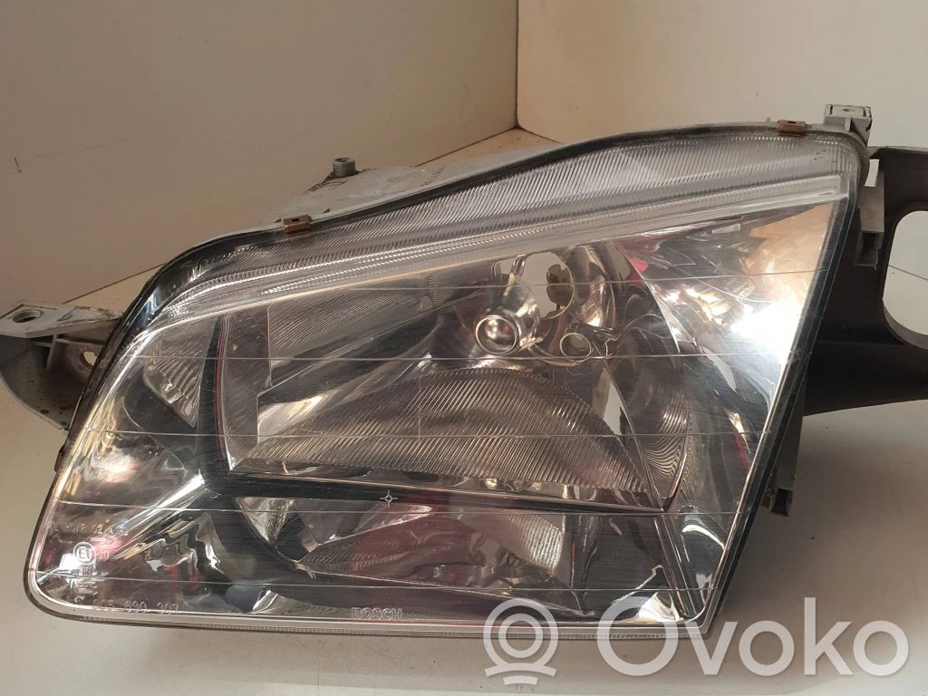 Mazda 323 Scheinwerfer 