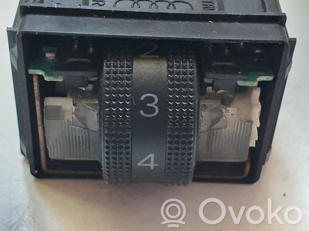 Audi A6 S6 C5 4B Comutator încălzire scaune 